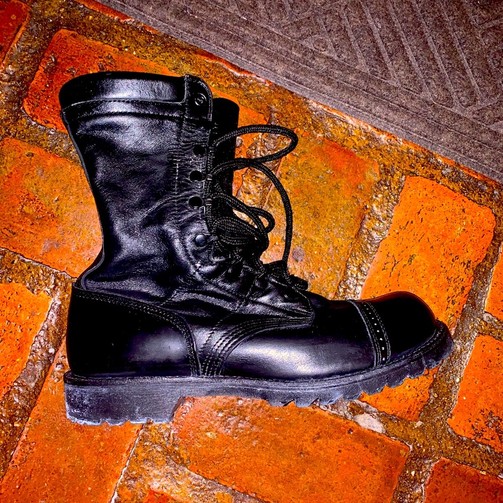 All leather army boot
